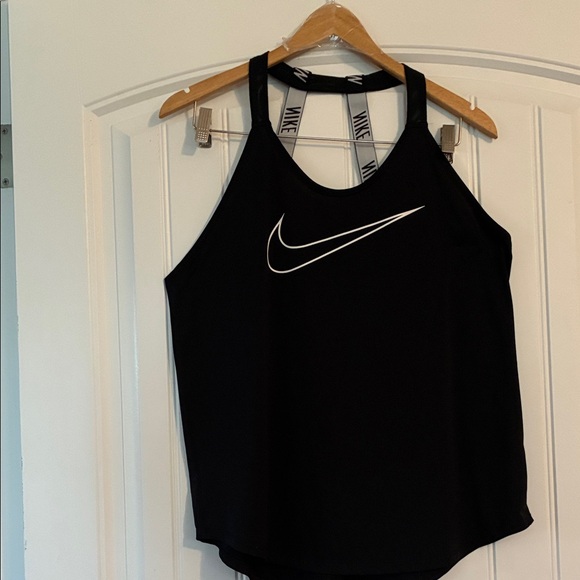 NIKE Tank Top Large new - Picture 1 of 4